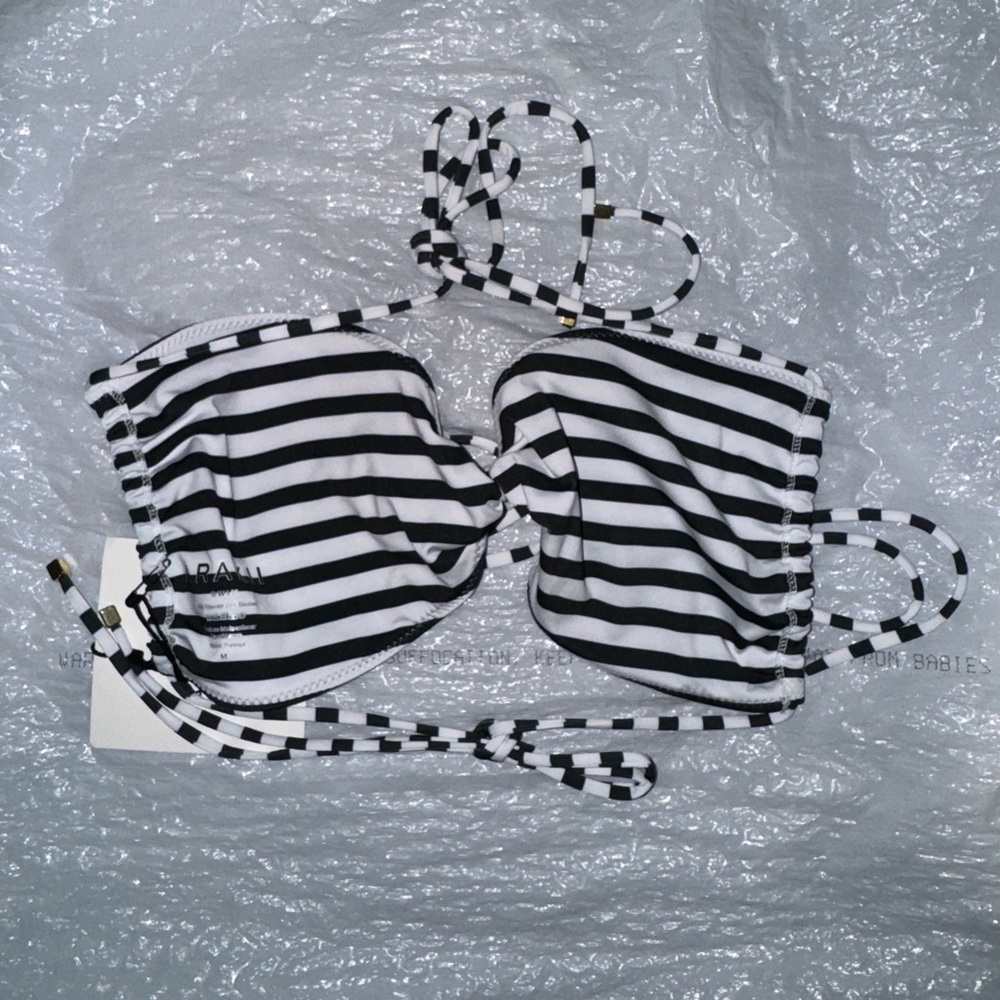 arakii strappy top in white/black